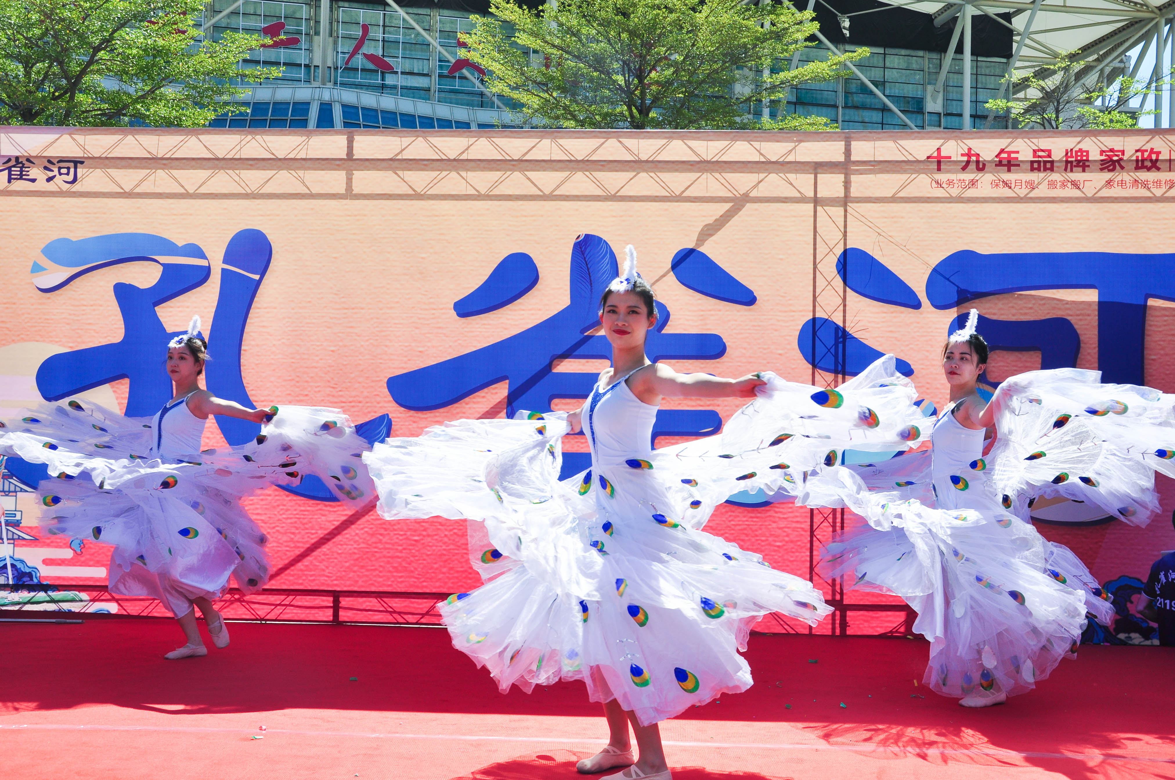 �g��Ц�Z��һ����ʮ�˰���ˇ�R�ψ�������ȸ�������B�T�е����ü�����(ji��)